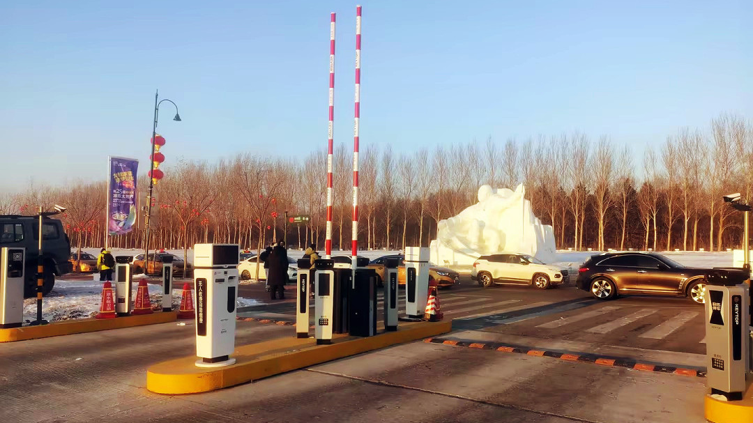 “爾濱”強勢出圈，科拓智慧停車助力多個景區(qū)迎接“八方來客”
